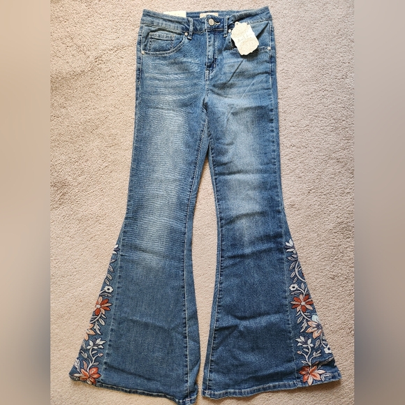 ALTER'D STATE women's jeans SIZE 27 *NWT* - Picture 1 of 5